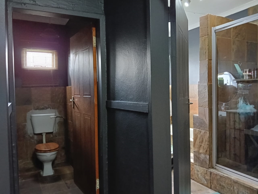 4 Bedroom Property for Sale in Randgate Gauteng