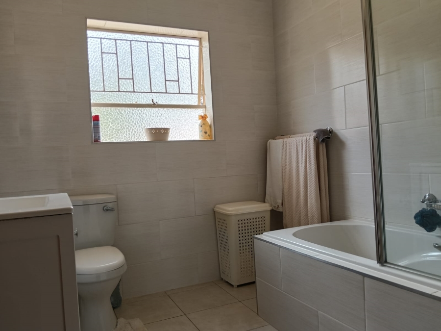 3 Bedroom Property for Sale in Westonaria Gauteng