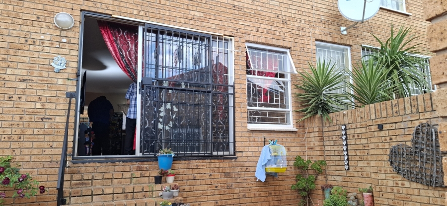 2 Bedroom Property for Sale in Rangeview Gauteng