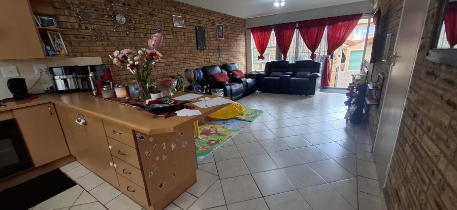 2 Bedroom Property for Sale in Rangeview Gauteng