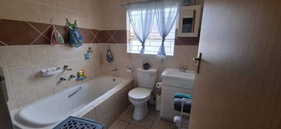 2 Bedroom Property for Sale in Rangeview Gauteng