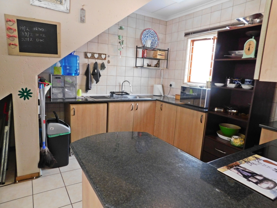 3 Bedroom Property for Sale in Noordheuwel Gauteng