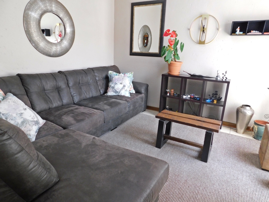 3 Bedroom Property for Sale in Noordheuwel Gauteng