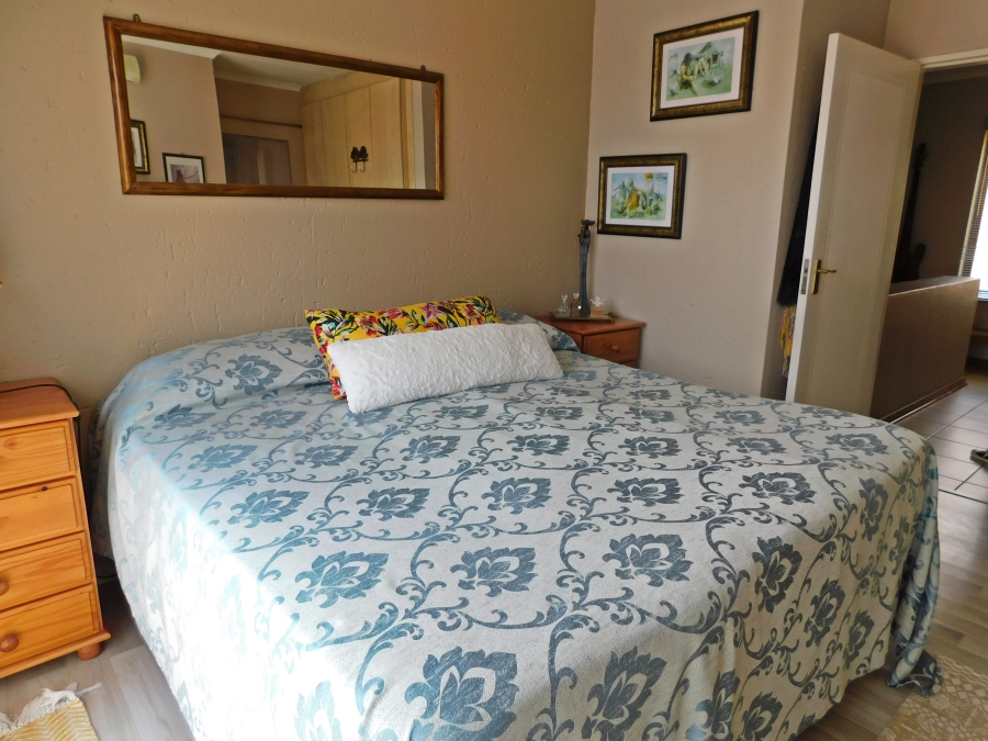 3 Bedroom Property for Sale in Noordheuwel Gauteng