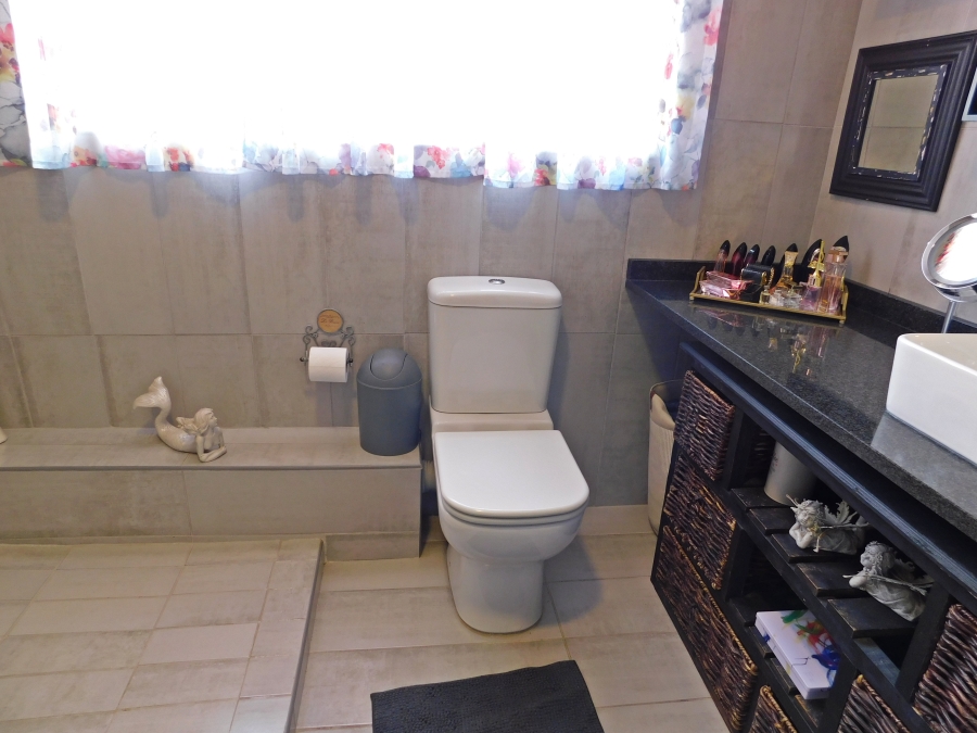 3 Bedroom Property for Sale in Noordheuwel Gauteng