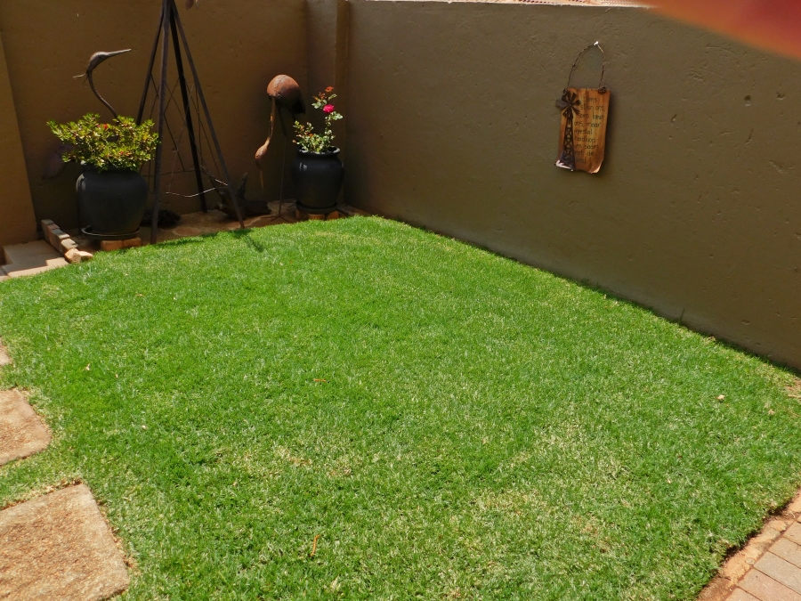3 Bedroom Property for Sale in Noordheuwel Gauteng