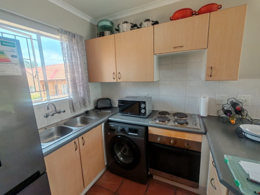 2 Bedroom Property for Sale in Honeydew Ridge Gauteng