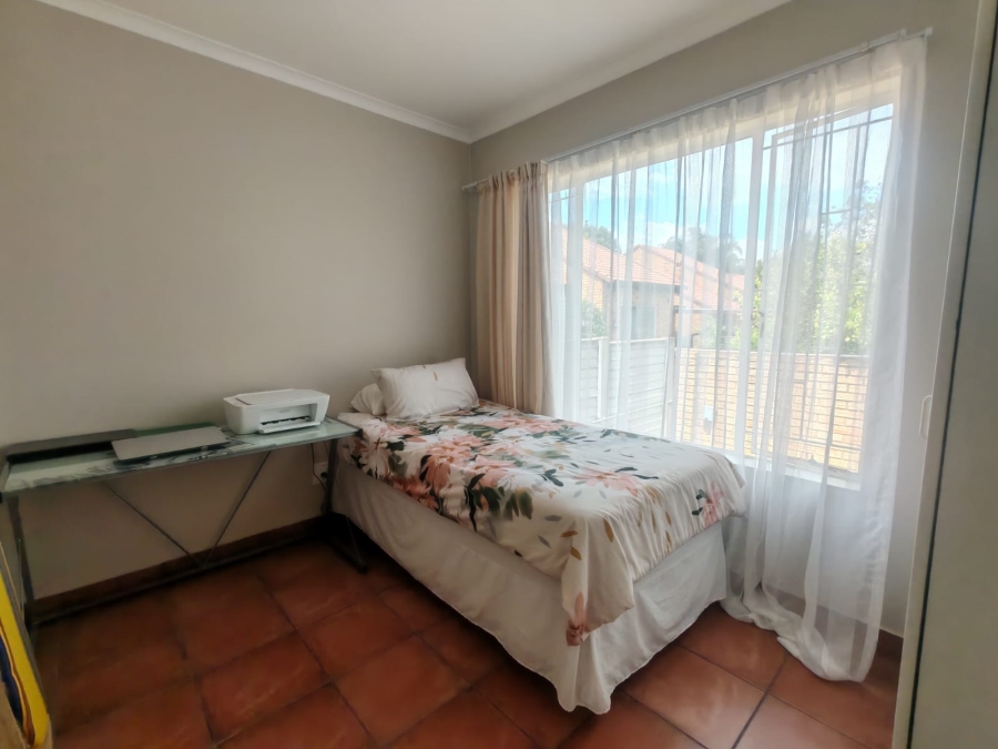 2 Bedroom Property for Sale in Honeydew Ridge Gauteng