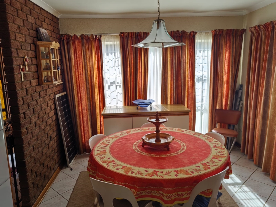 3 Bedroom Property for Sale in Randpoort Gauteng