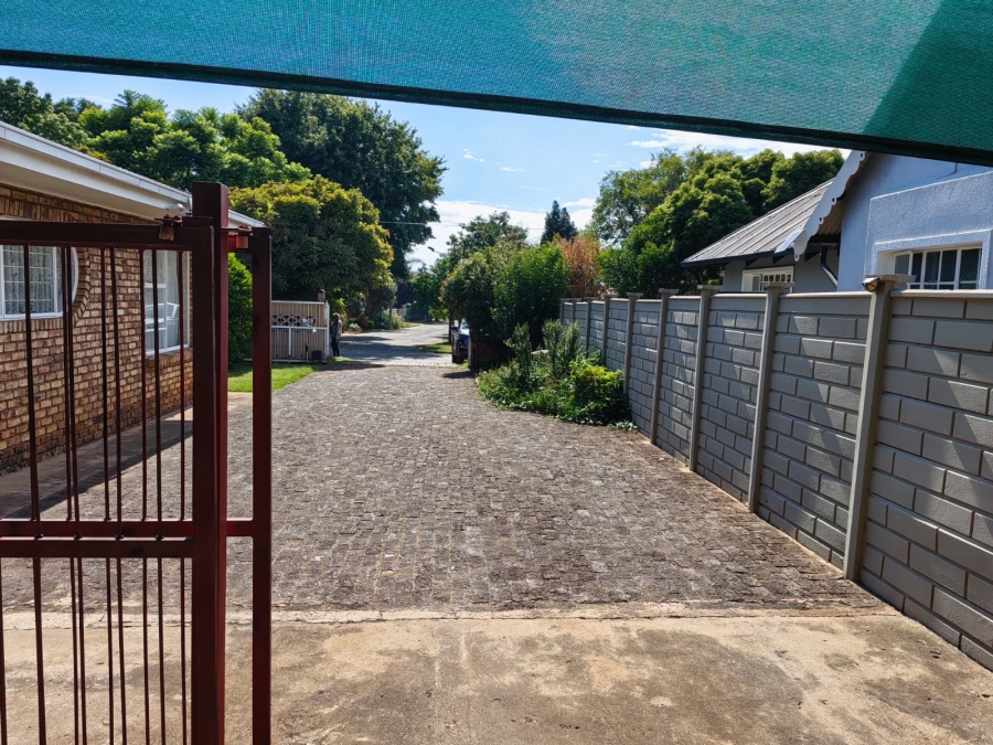 3 Bedroom Property for Sale in Randpoort Gauteng