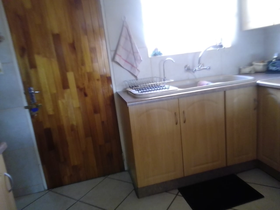 2 Bedroom Property for Sale in Eike Park Gauteng