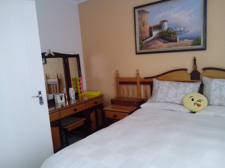 2 Bedroom Property for Sale in Eike Park Gauteng