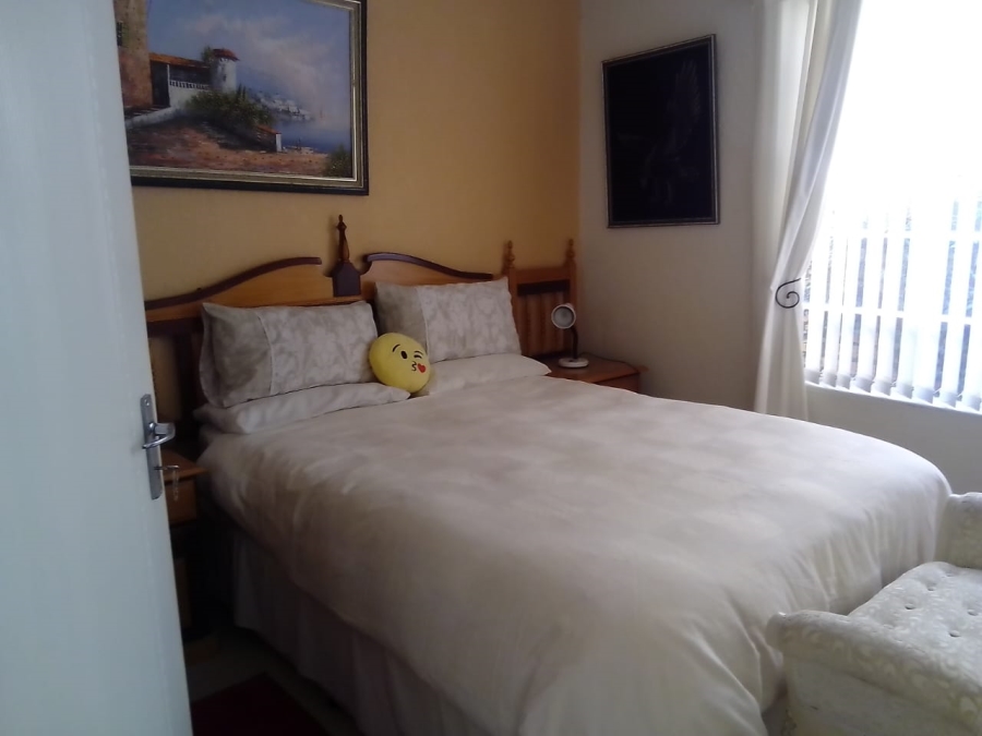 2 Bedroom Property for Sale in Eike Park Gauteng