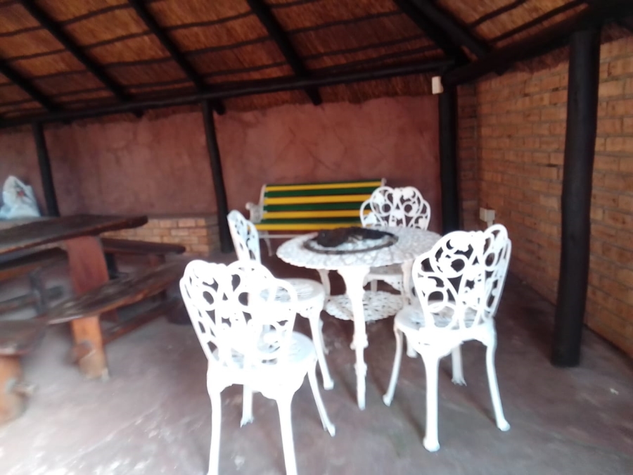 2 Bedroom Property for Sale in Eike Park Gauteng