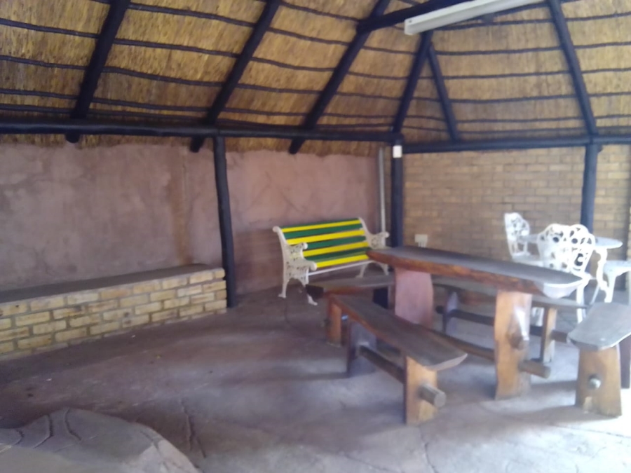 2 Bedroom Property for Sale in Eike Park Gauteng