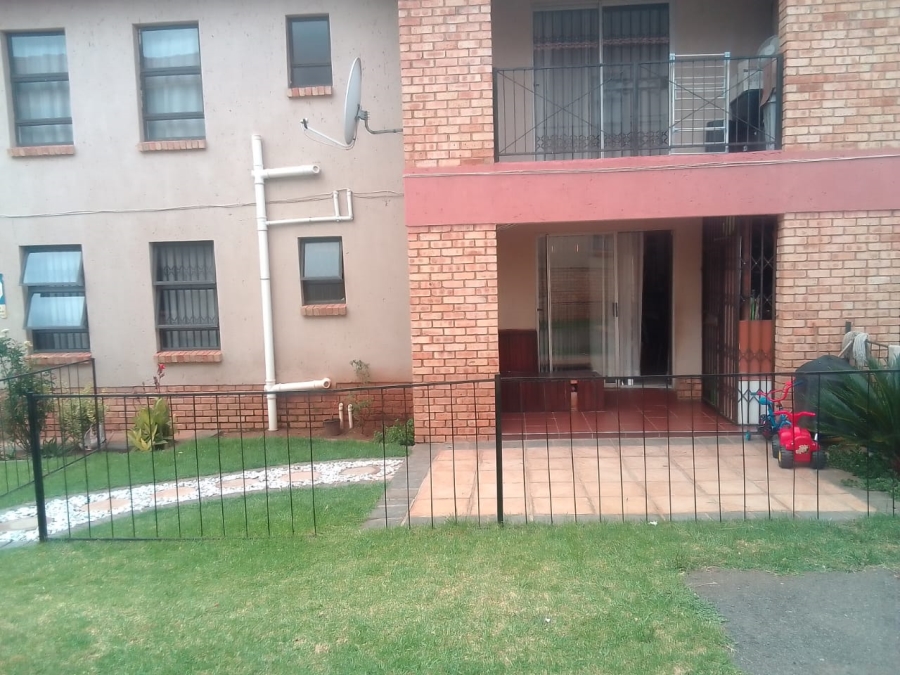 3 Bedroom Property for Sale in Groblerpark Gauteng