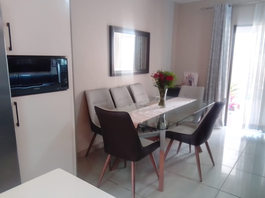 3 Bedroom Property for Sale in Groblerpark Gauteng