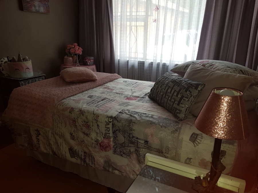 3 Bedroom Property for Sale in Greenhills Gauteng