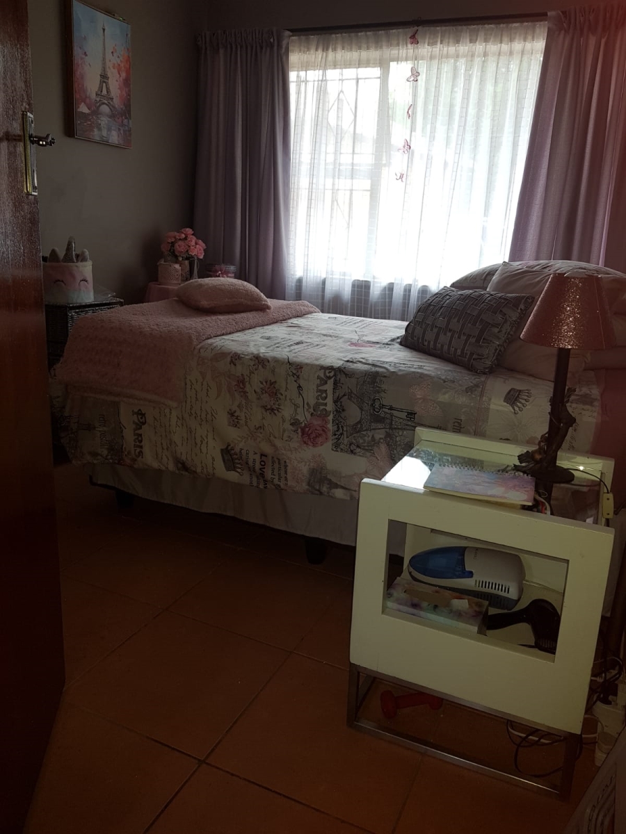 3 Bedroom Property for Sale in Greenhills Gauteng