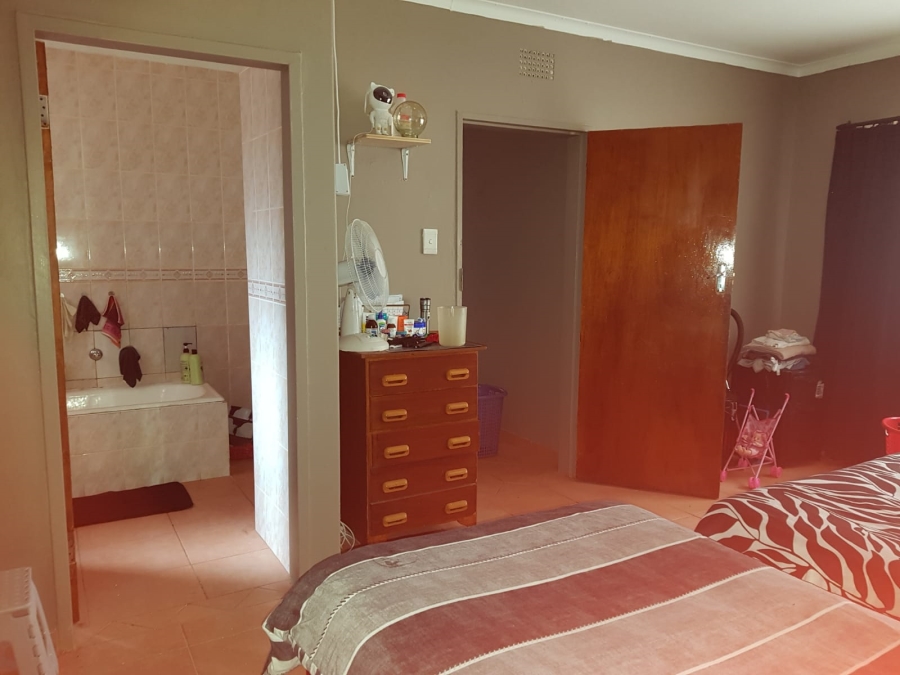 3 Bedroom Property for Sale in Greenhills Gauteng