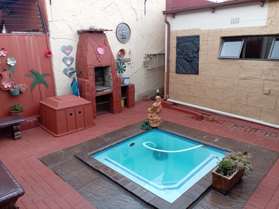 3 Bedroom Property for Sale in Krugersdorp West Gauteng
