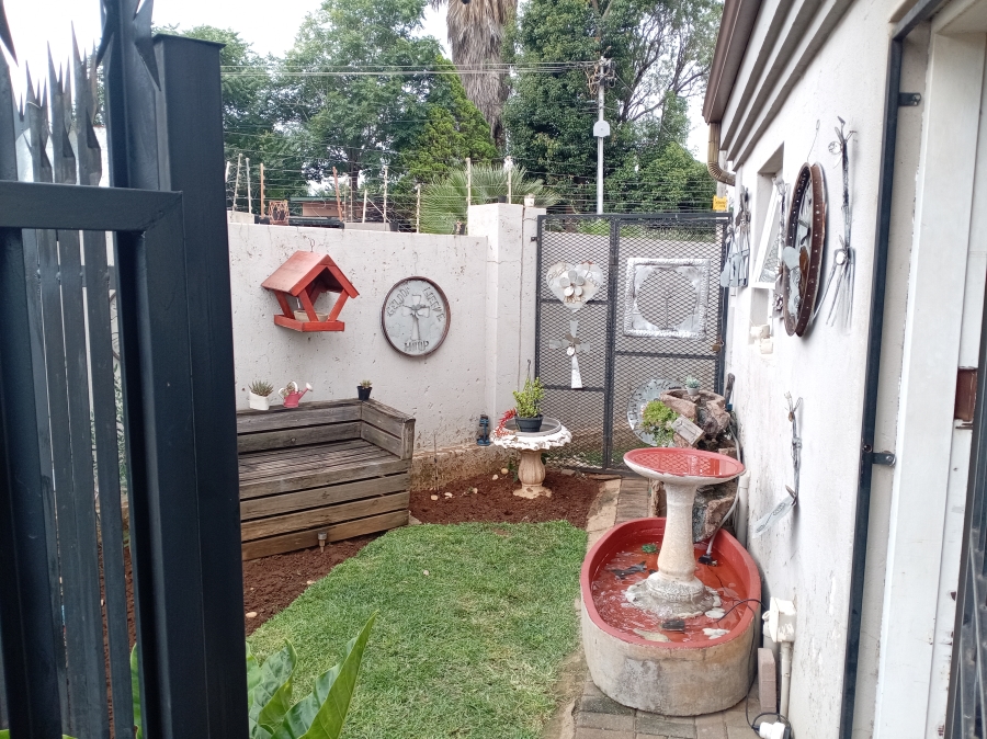 2 Bedroom Property for Sale in Krugersdorp West Gauteng