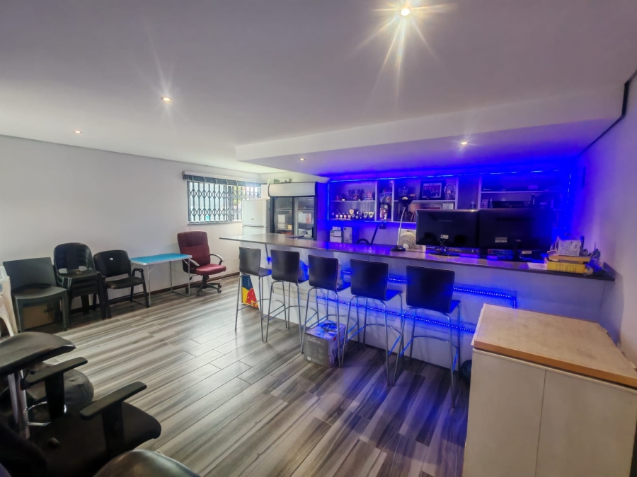 7 Bedroom Property for Sale in Horison Gauteng