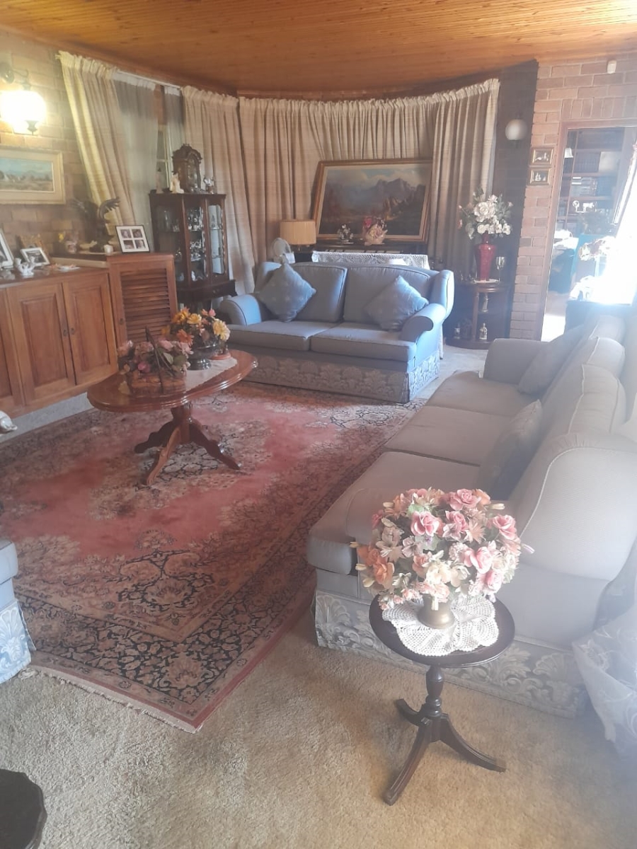 4 Bedroom Property for Sale in Northcliff Gauteng