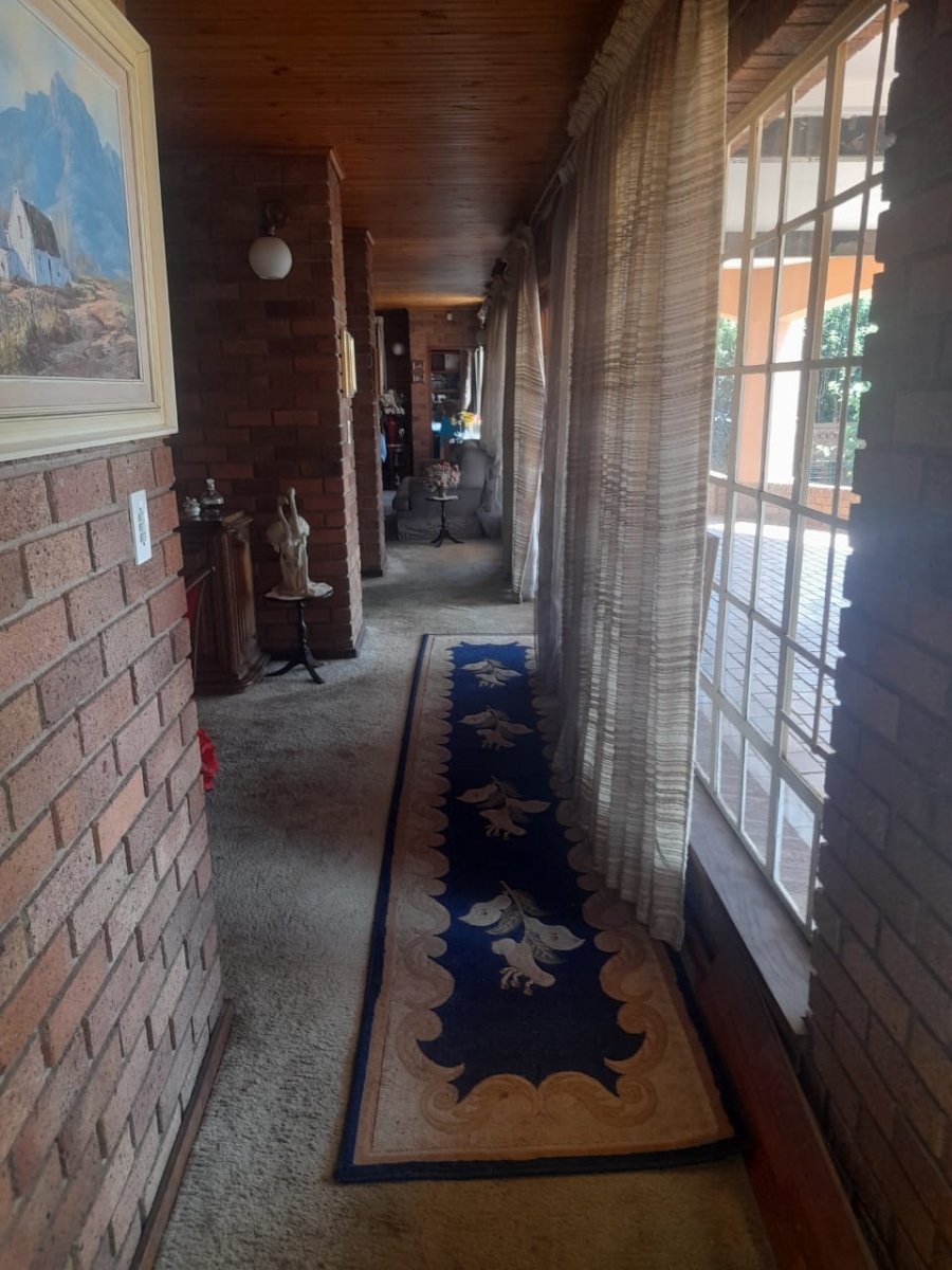 4 Bedroom Property for Sale in Northcliff Gauteng