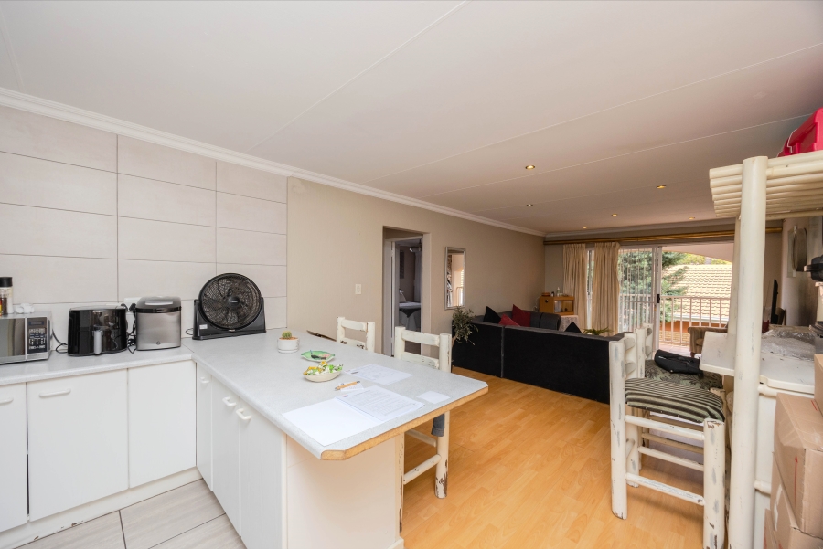 2 Bedroom Property for Sale in Johannesburg Central Gauteng