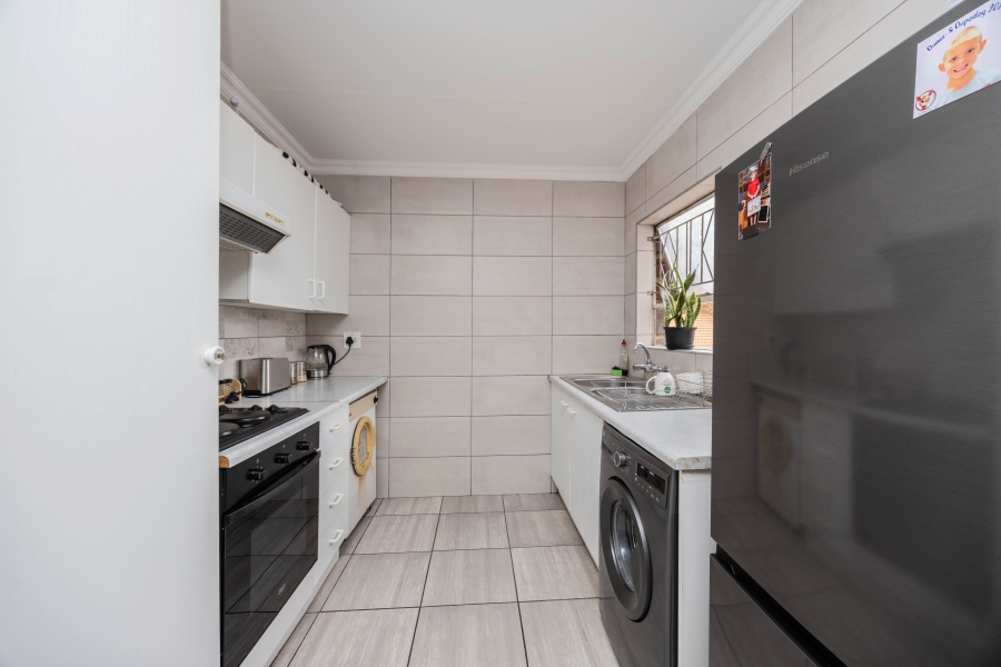 2 Bedroom Property for Sale in Johannesburg Central Gauteng