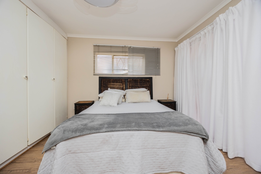 2 Bedroom Property for Sale in Johannesburg Central Gauteng