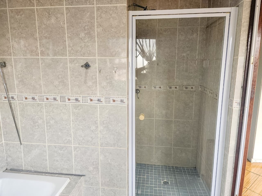 3 Bedroom Property for Sale in Quellerie Park Gauteng