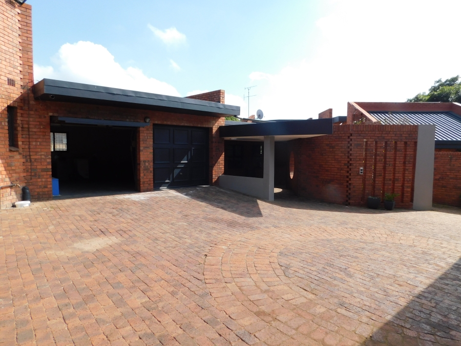 3 Bedroom Property for Sale in Mindalore Gauteng