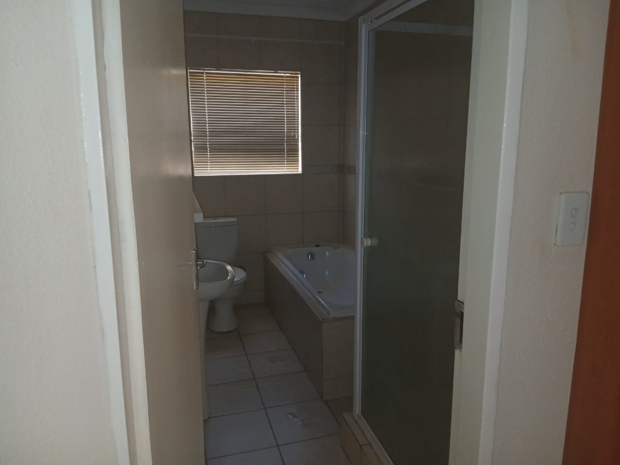 2 Bedroom Property for Sale in Randgate Gauteng