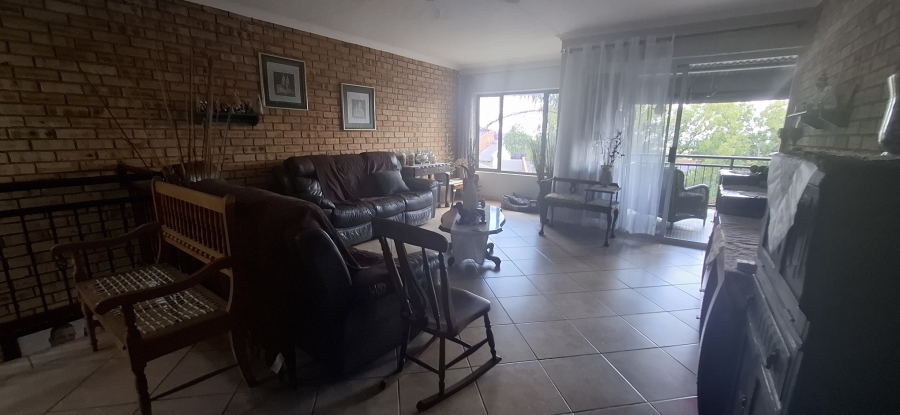 3 Bedroom Property for Sale in Rangeview Gauteng