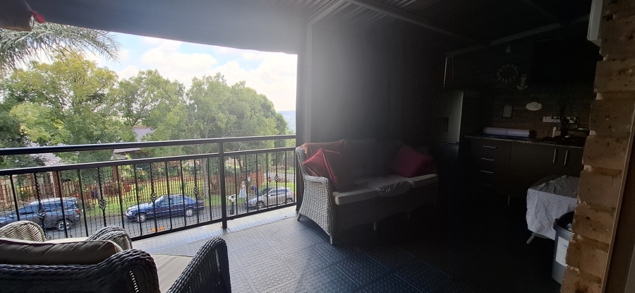 3 Bedroom Property for Sale in Rangeview Gauteng