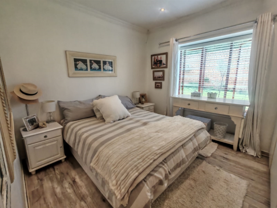 2 Bedroom Property for Sale in Roodepoort Gauteng