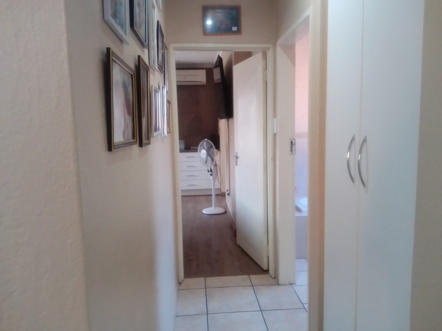 3 Bedroom Property for Sale in Eike Park Gauteng