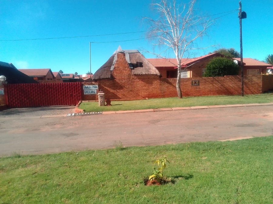 3 Bedroom Property for Sale in Eike Park Gauteng