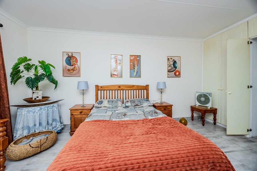 2 Bedroom Property for Sale in Johannesburg Central Gauteng