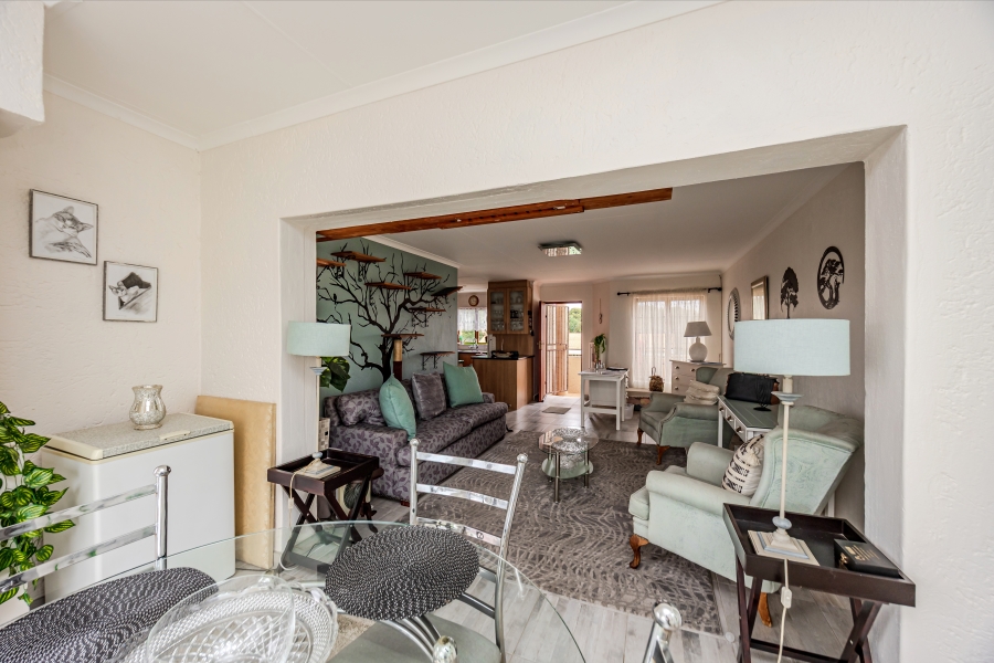 2 Bedroom Property for Sale in Johannesburg Central Gauteng