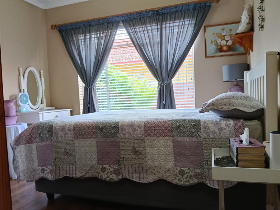 5 Bedroom Property for Sale in Randpoort Gauteng