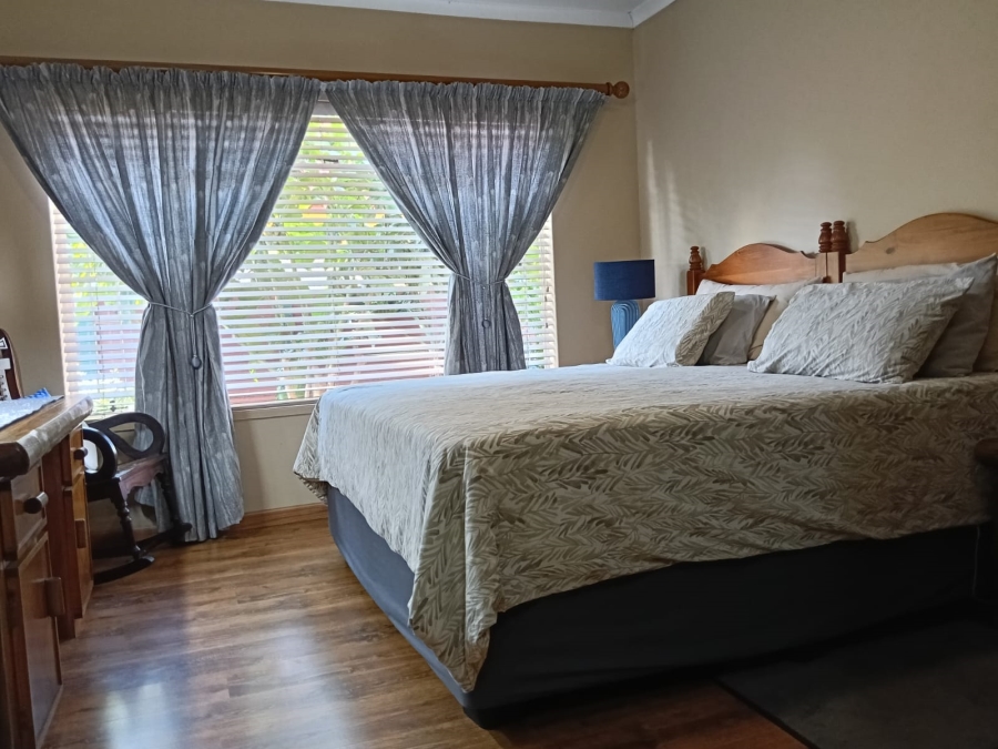 5 Bedroom Property for Sale in Randpoort Gauteng