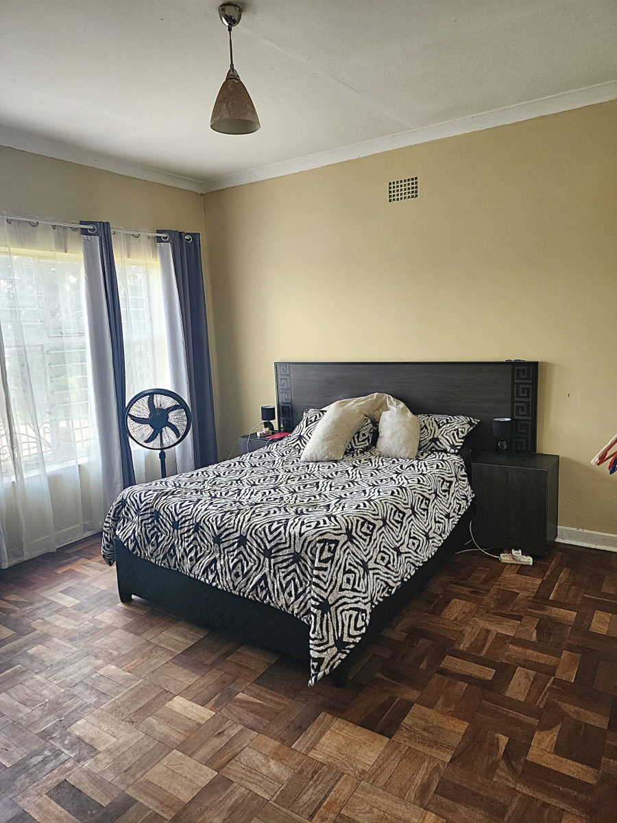 6 Bedroom Property for Sale in Wentworth Park Gauteng