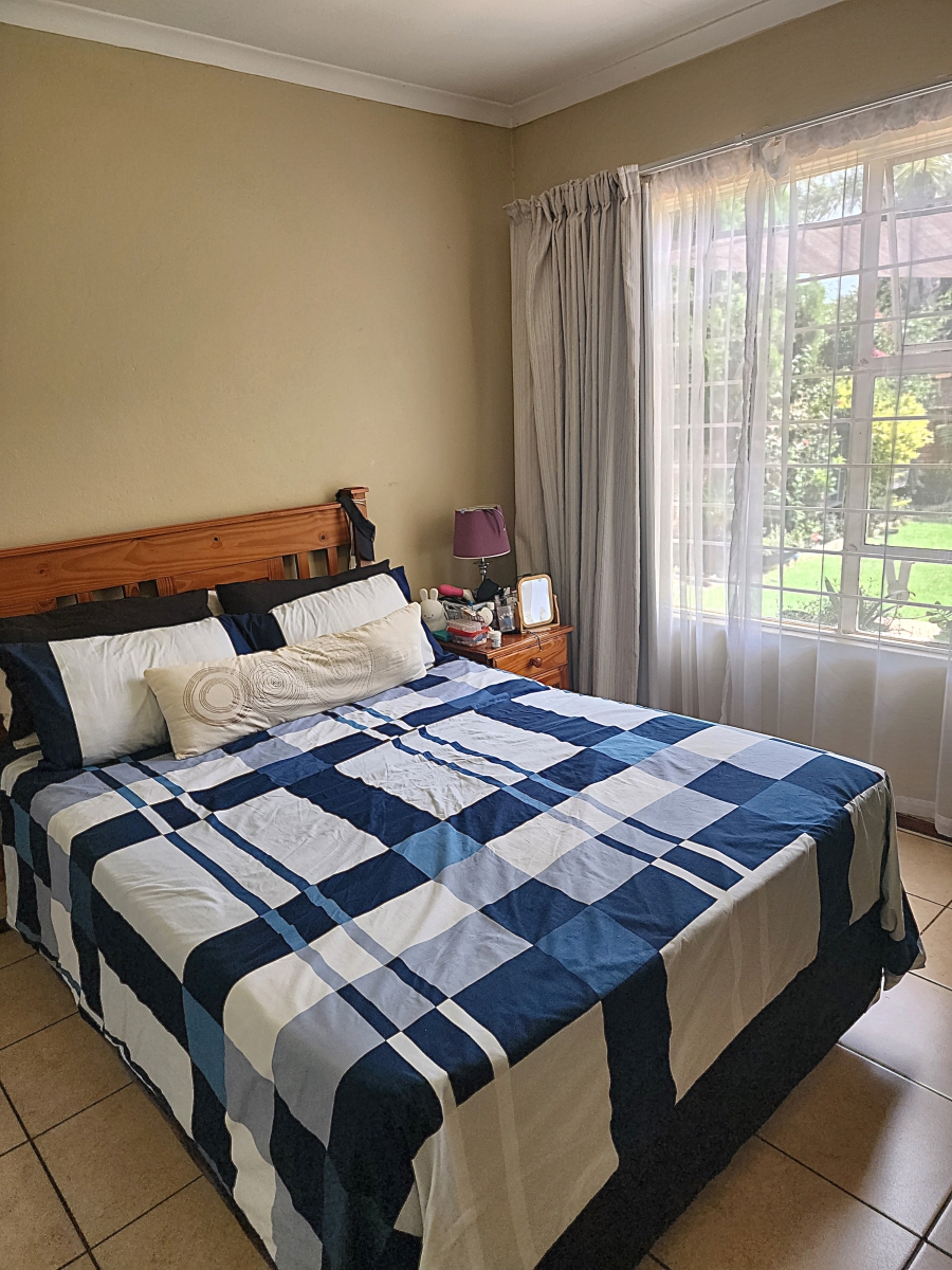 3 Bedroom Property for Sale in Radiokop Gauteng