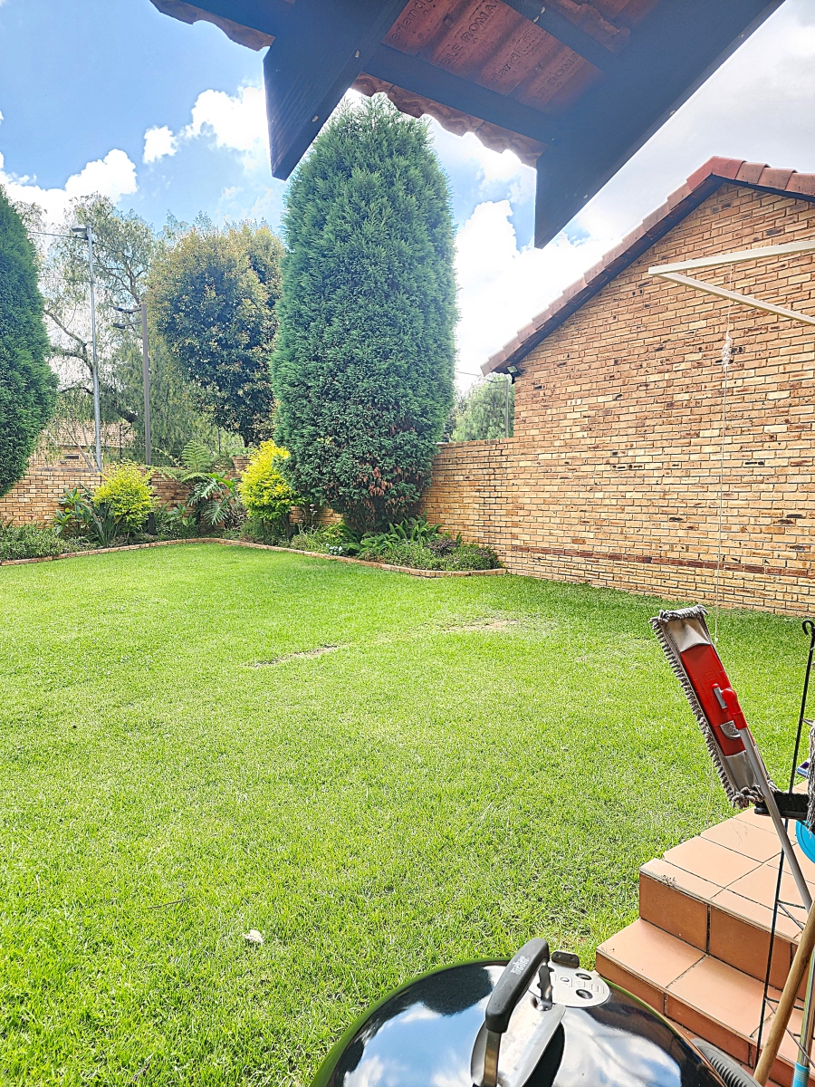 3 Bedroom Property for Sale in Radiokop Gauteng