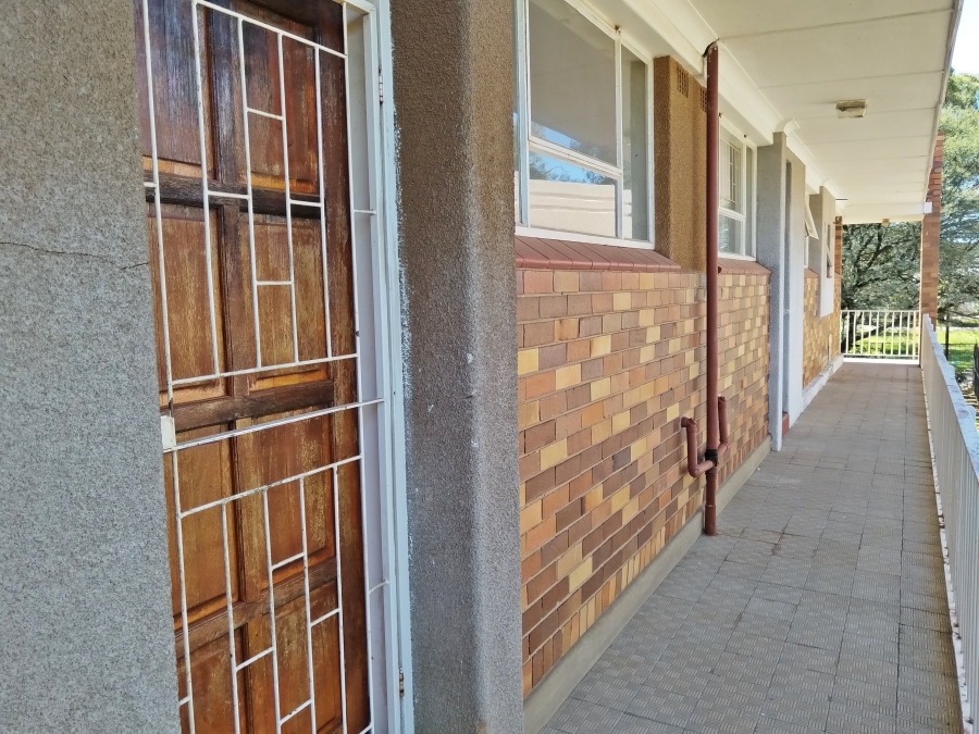 2 Bedroom Property for Sale in Greenhills Gauteng