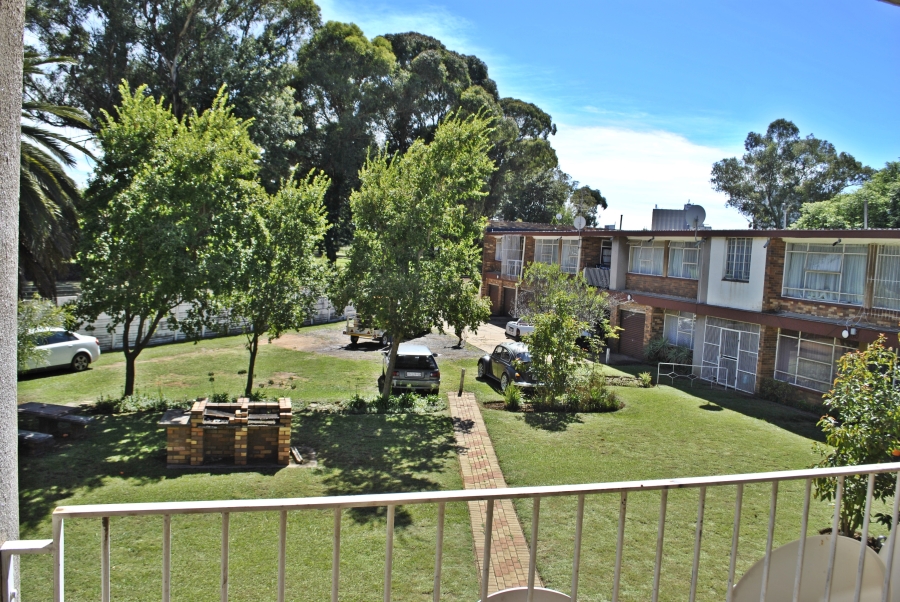 2 Bedroom Property for Sale in Greenhills Gauteng