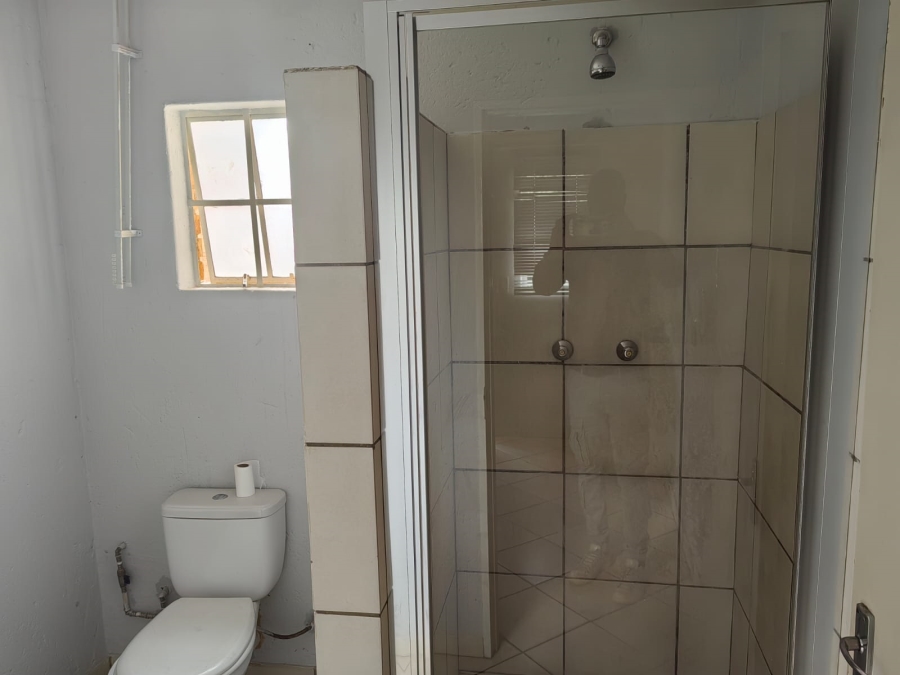 1 Bedroom Property for Sale in Randfontein Central Gauteng